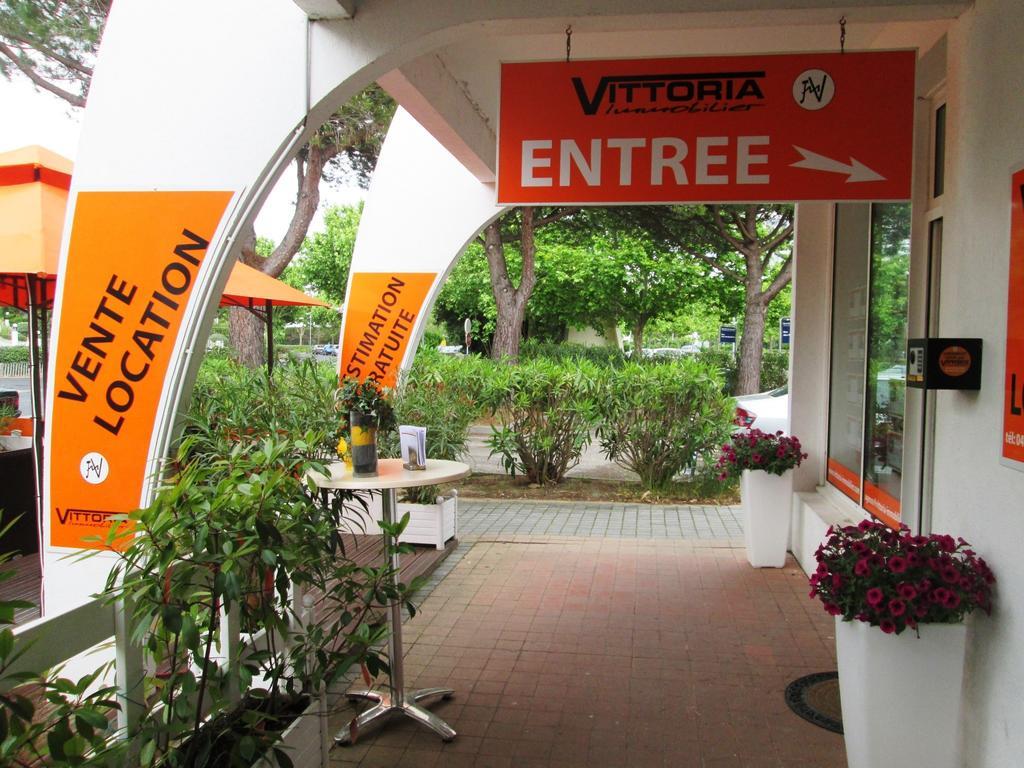 Vittoria Immobilier 6 -Reglement Sur Place - Cheques Vacances Acceptes 라그랑모트 외부 사진